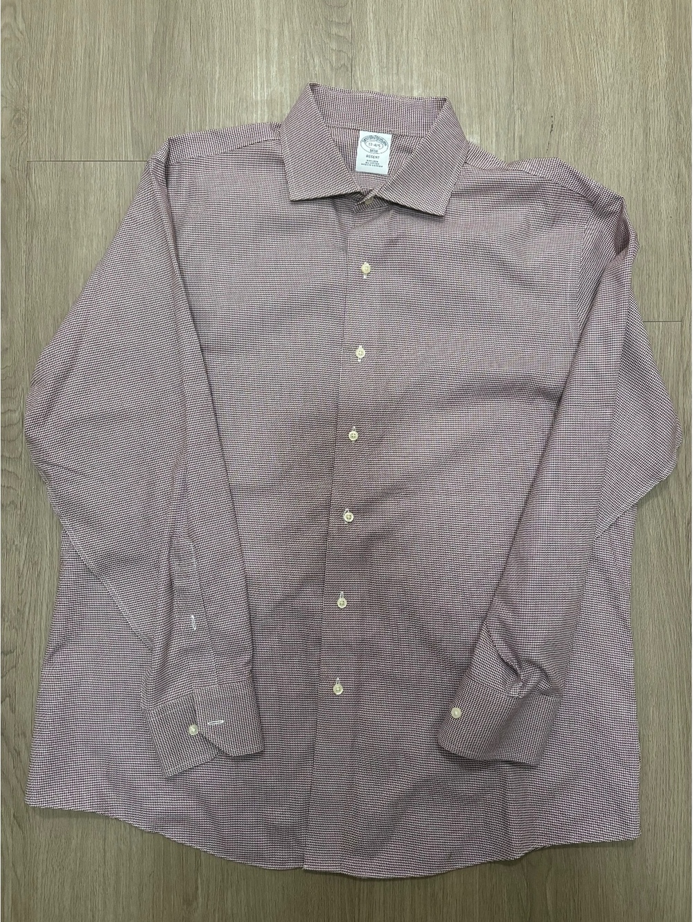 Brooks Brothers Regent Non-Iron Red Houndstooth Dress Shirt Size 17-4/5
